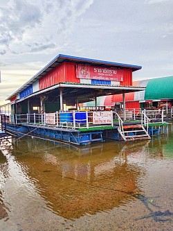 บริการล่องแพเขื่อนอุบลรัตน์  บางแสน2  ร้านครัวครูอ๊อด   #เปิดบริการทุกวัน ราคาเป็นกันเอง   เช่าแพ คาราโอเกะ  ครบวงจร ติดต่อสอบถามเพิ่มเติม โทร และไลน์ .เบอร์เดียว 089-6184298